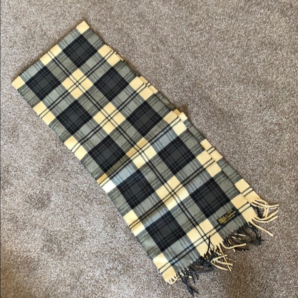 100% Cashmere scarf